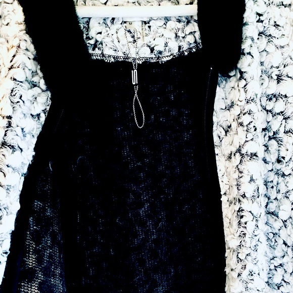 Sioni Jacket 🧥 - Picture 8 of 10